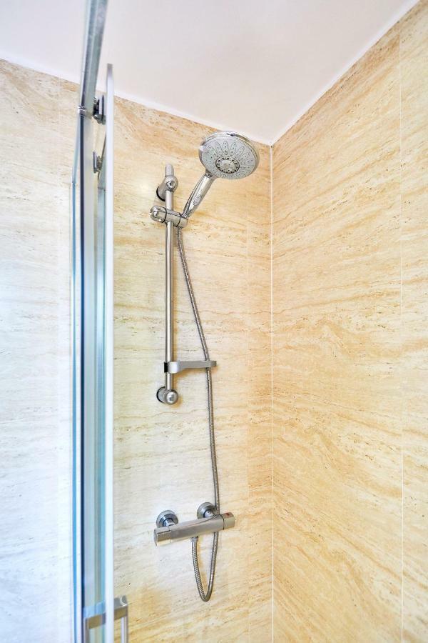 Vut Plaza Florida Apartment Salamanca Ngoại thất bức ảnh